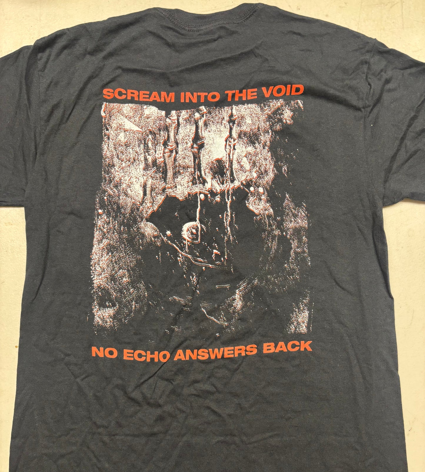 GRUESOME "Silent Echoes" TS